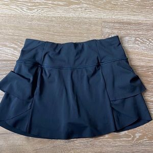 Athleta momentum NWOT Black tennis Skirt Skort